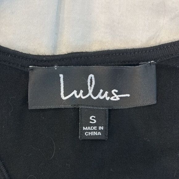 Lulu's Women's Black Round Neck Tank Top Romper with Side Pockets Size Small - Picture 6 of 9